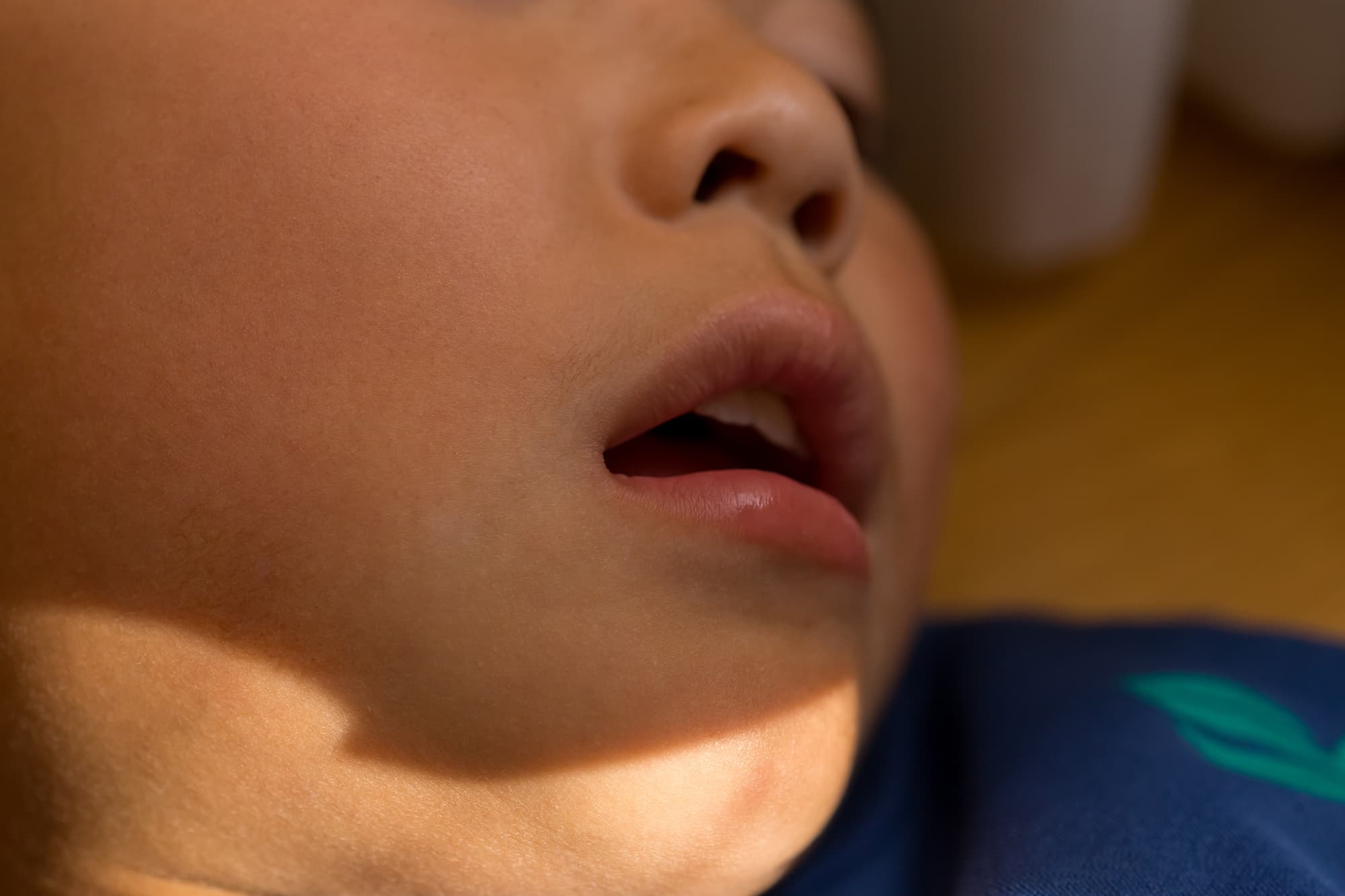 無呼吸症候群の男の子