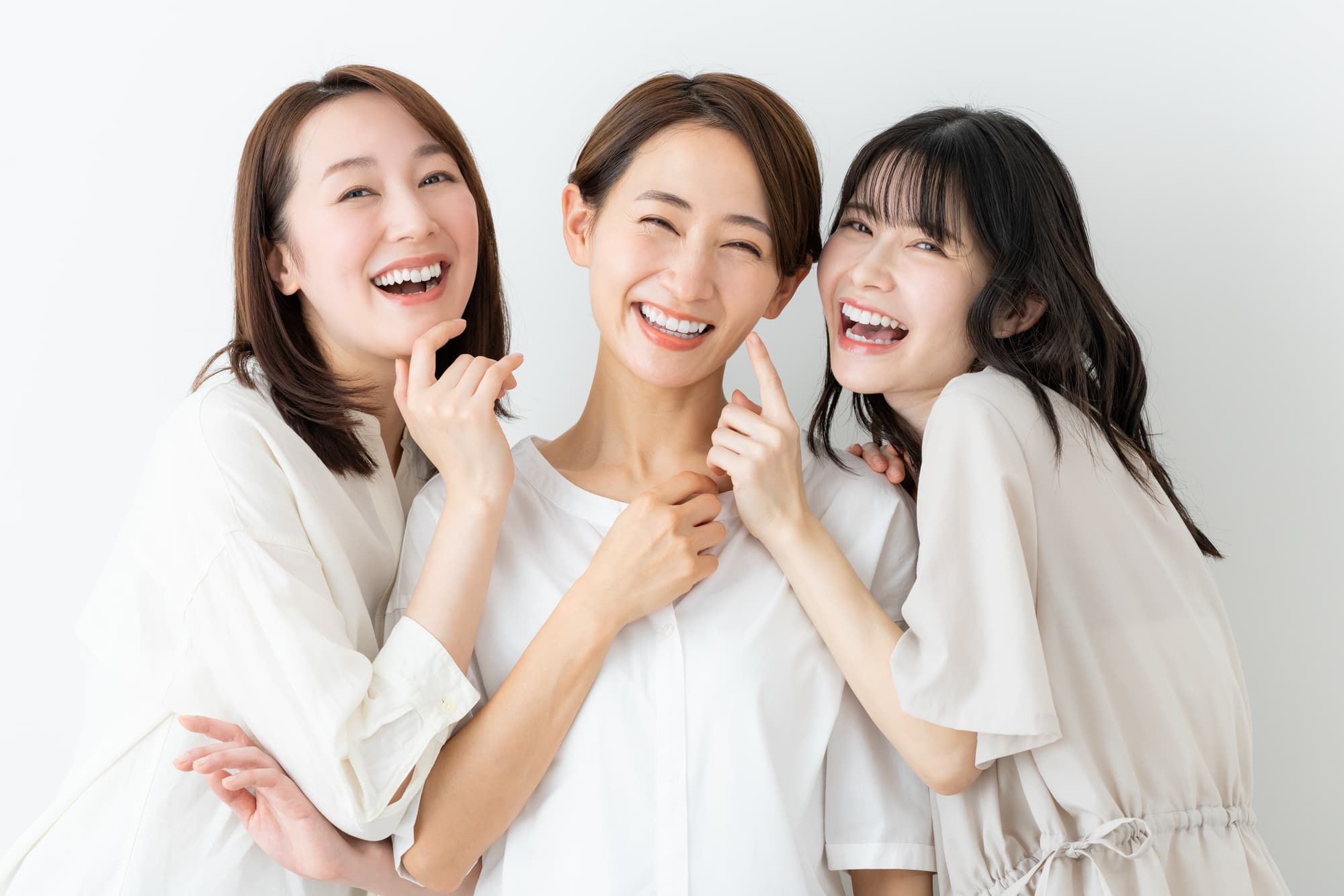 毎日のケアで健康に過ごす女性達