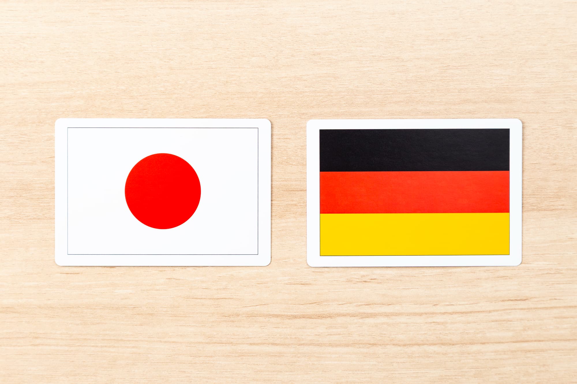 日本とドイツの国旗