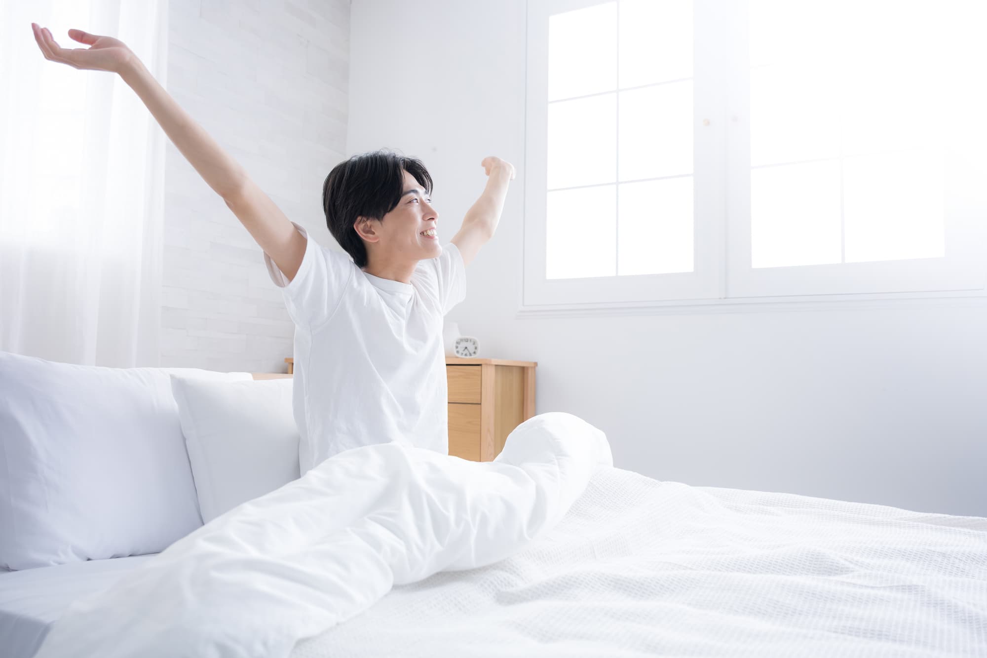 起床した男性